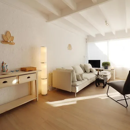 Beautifully Renovated House In Prázdninový dům *