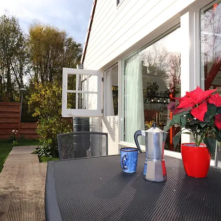 Beautifully Renovated House In * Noordwijkerhout